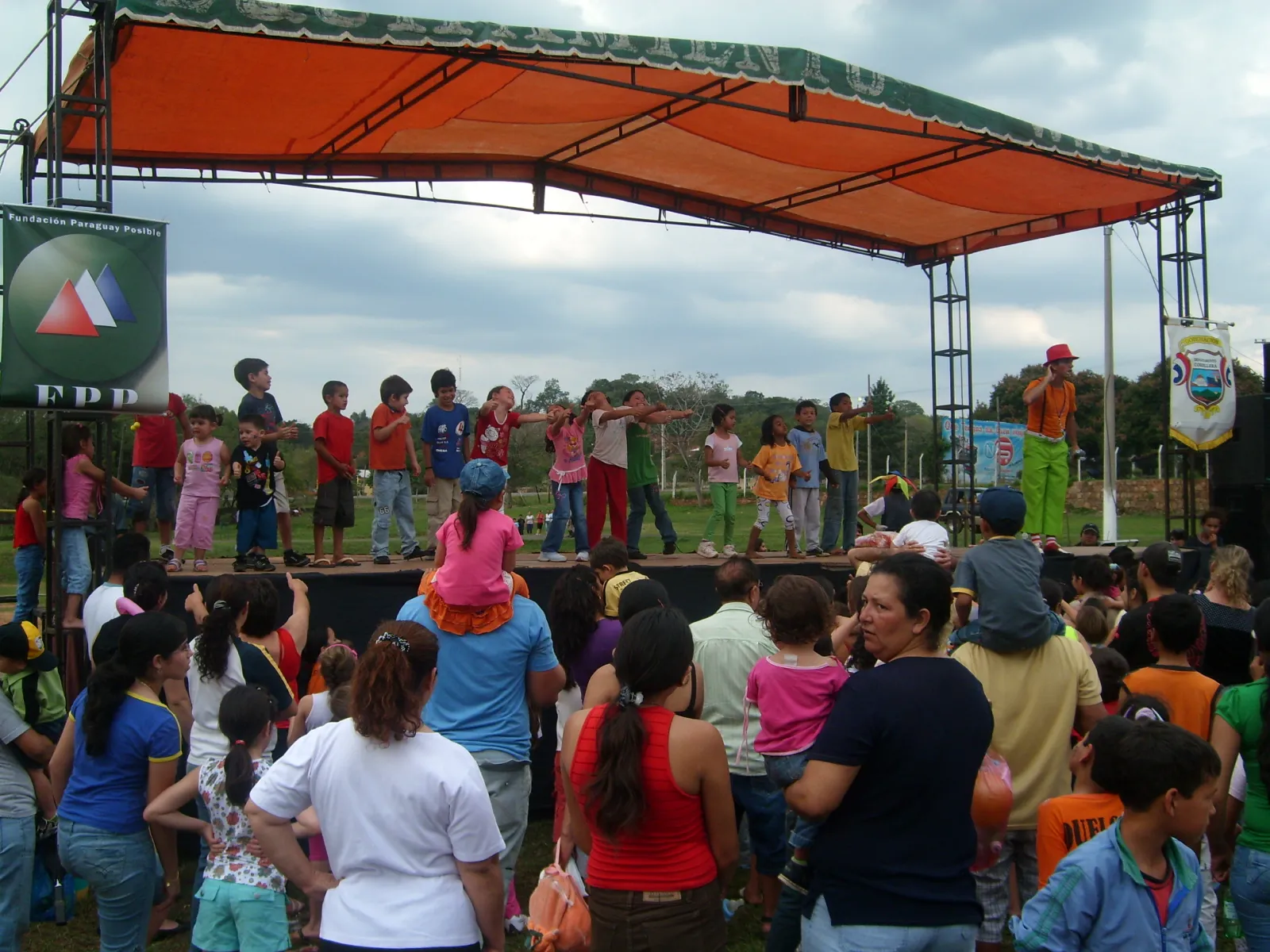 Fundacion Paraguay Posible. Celebración del Día del Niño en Cordillera