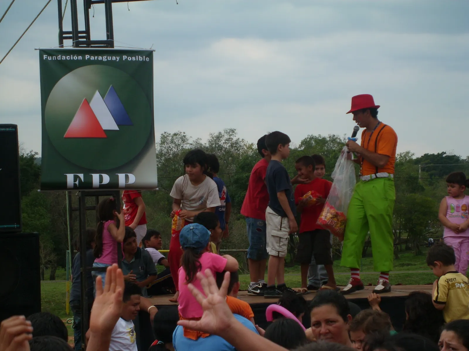Fundacion Paraguay Posible. Celebración del Día del Niño en Cordillera